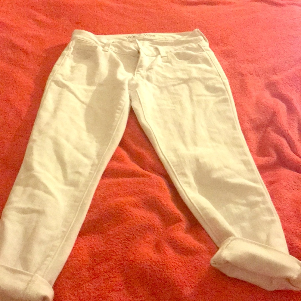Old Navy White Capri